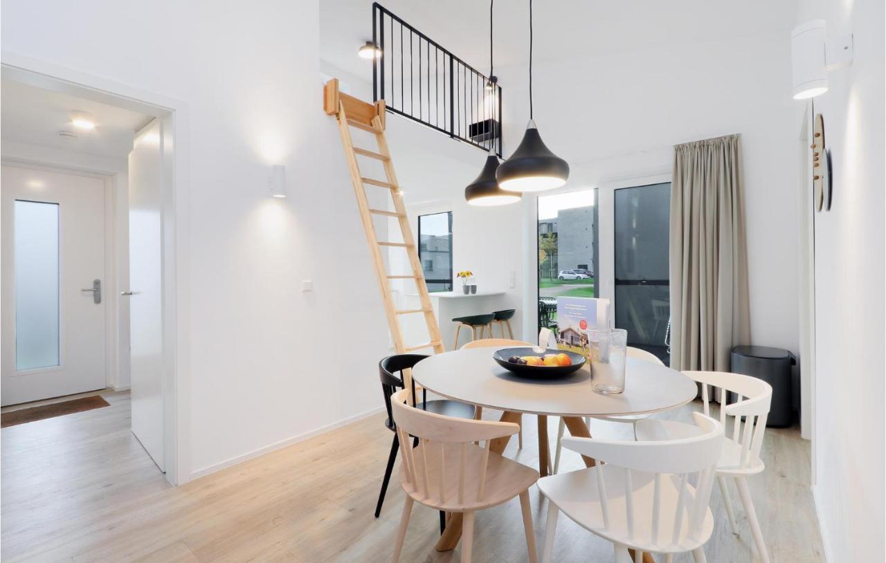 Lovely Home In Lembruch-Duemmer See With Wifi ภายนอก รูปภาพ