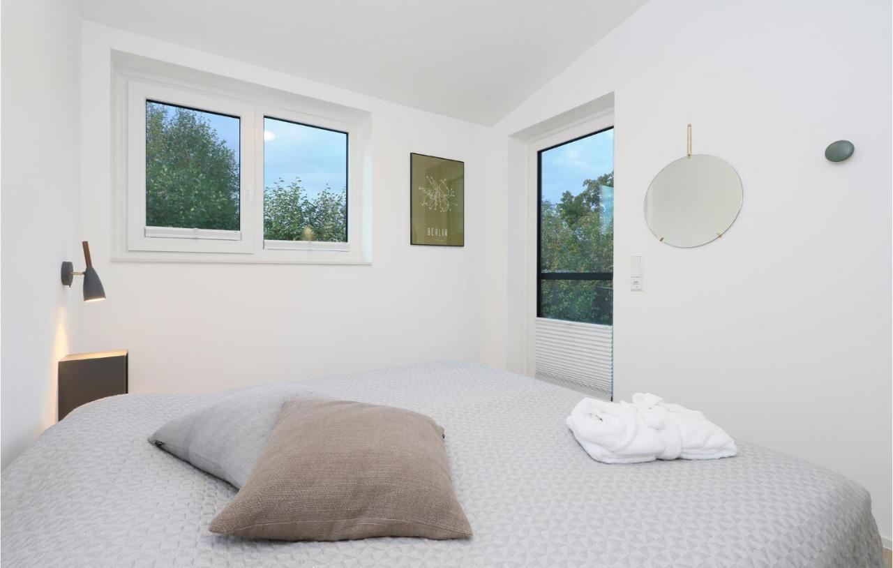 Lovely Home In Lembruch-Duemmer See With Wifi ภายนอก รูปภาพ